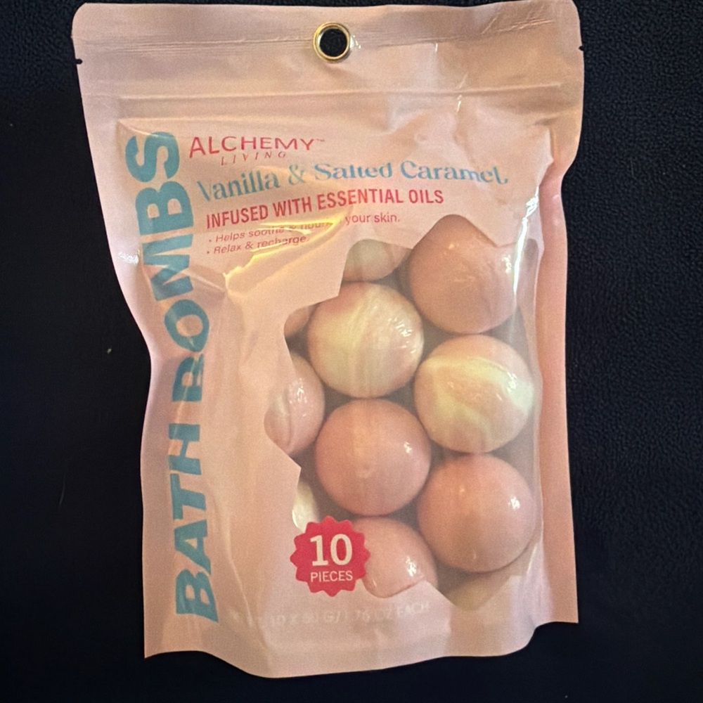Alchemy Living Vanilla & Salted Caramel Bath Bombs